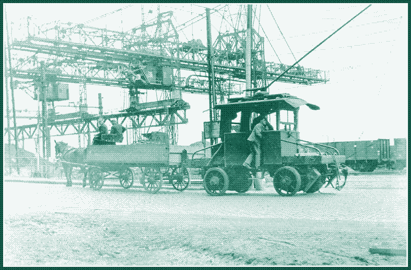 Image: Cargo system powered by electricity, human and animal power, 1912-1950, Hamburg, Germany.