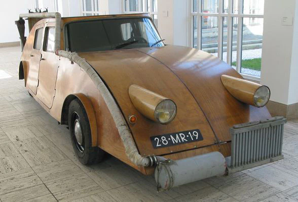 Image: A woodgas vehicle with a wood bodywork, built by Joost Conijn.