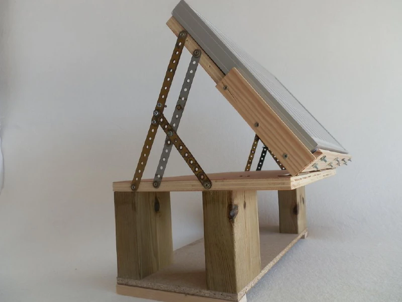 One of the solar panels. Image by Adriana Parra.