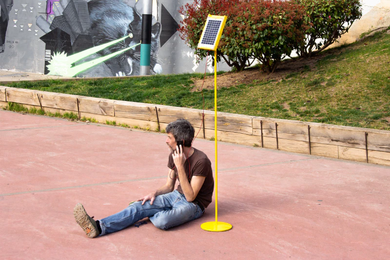 Image: A mobile phone on direct solar power. Photo: Marie Verdeil.