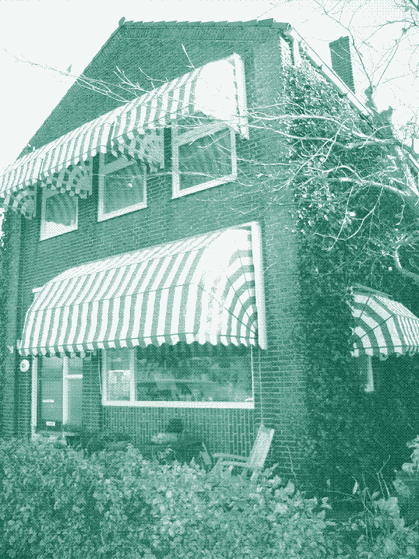 Image: A house with awnings in Rotterdam, the Netherlands, 2014. Image credit: Marcvantveer (CC BY-SA 3.0).