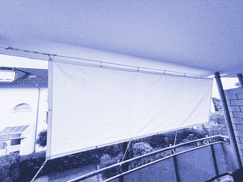 Image: The mounted awning. Photo: Dmitriy Kurochkin.