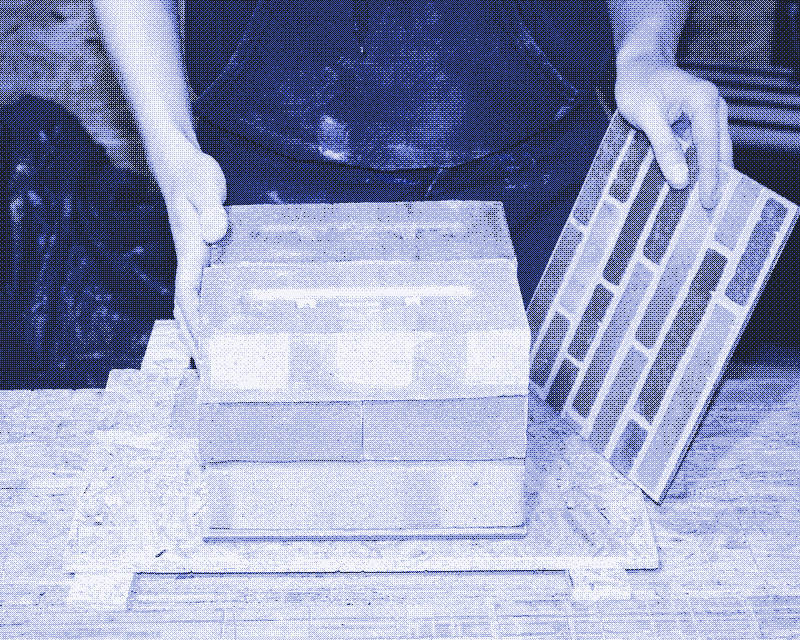 Image: Six bricks form the main mass of the heat cube. Photo by Marie Verdeil.