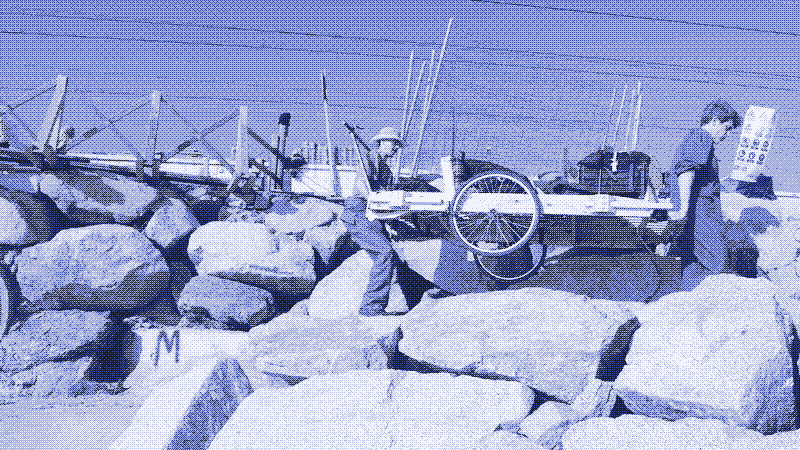 Images: Carrying the handcart over the rocks. Photos by Linda Osusky.