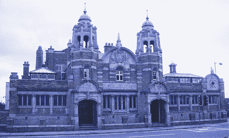 Imagen: Baños públicos de Nechelles en Birmingham, Inglaterra, 1910. Imagen de Oosoom (CC BY-SA 3.0).