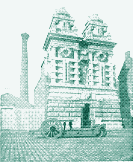 &ldquo;Zuiderpershuis&rdquo; : une ancienne station de pompage hydraulique à Anvers. Les accumulateurs hydrauliques étaient installés dans les deux tours.
