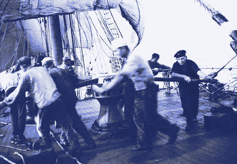 De bemanning van de Parma bedient de kaapstander voor het anker. Alan Villiers, 1932-33.