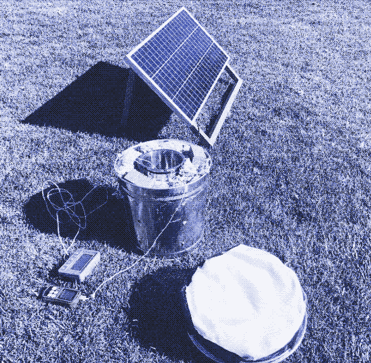 Afbeelding: Test van een elektrische zonnekoker. Foto: California Polytechnic State University (Cal Poly).