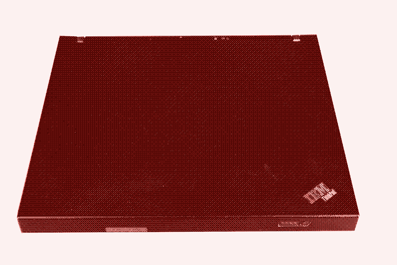 Imagem: O IBM ThinkPad R52, de 2005.