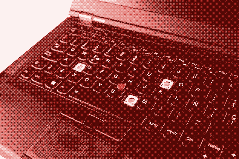 Imagem: substituir todas as teclas do meu Lenovo T430 teria me custado 1350 euros.